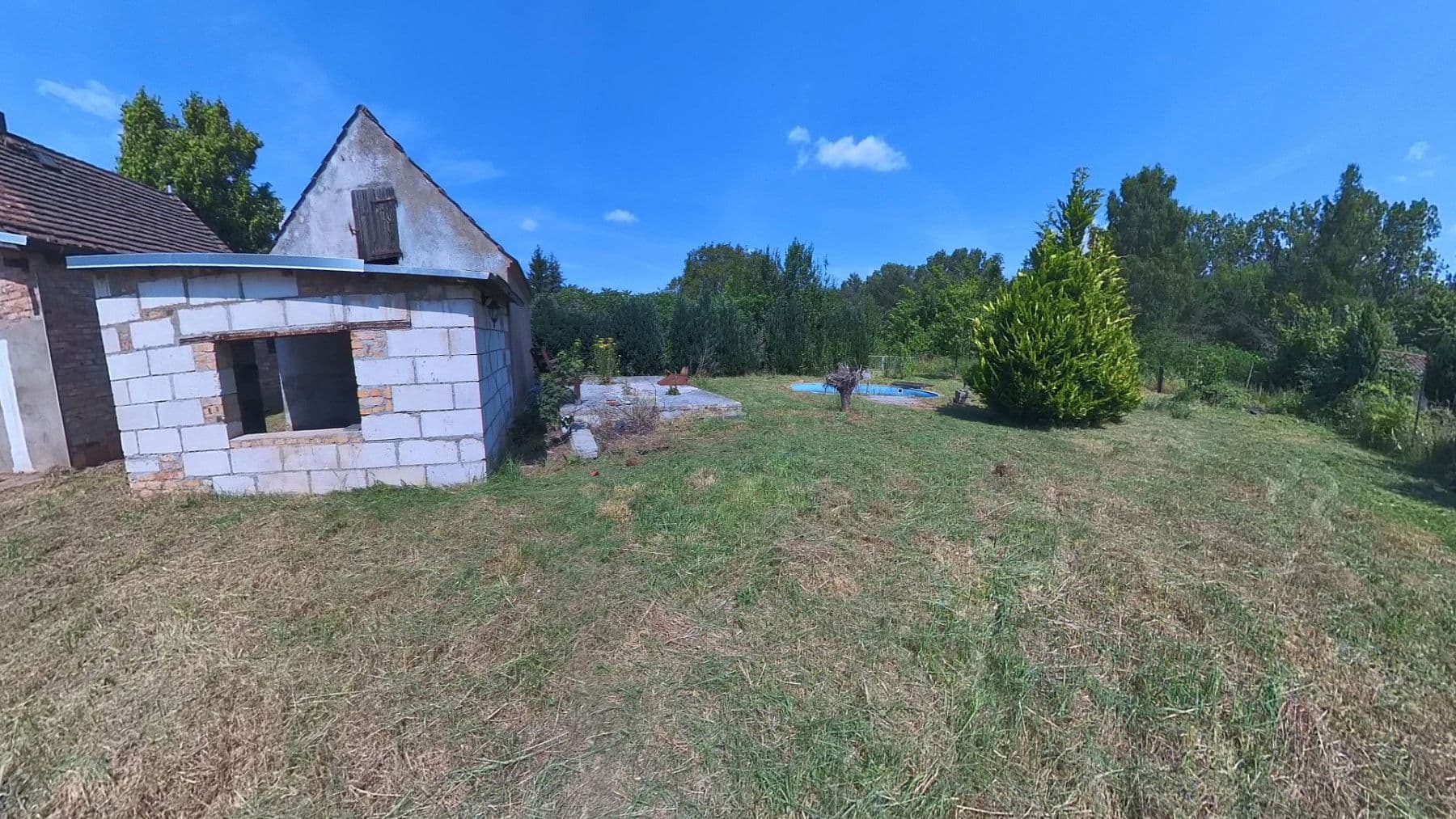 Predaj domu 93 m², pozemek 1.012 m², Briesniger Hauptstr. 28, Forst (Lausitz) - Baršć, Brandenbursko Predaj domu 93 m², pozemek 1.012 m², Briesniger Hauptstr. 28, Forst (Lausitz) - Baršć, Brandenbursko