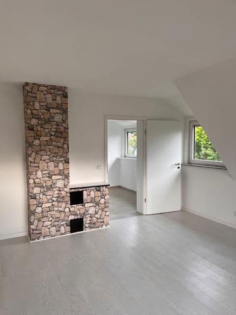 Predaj domu 217 m², pozemek 596 m², Moringen, Dolné Sasko Predaj domu 217 m², pozemek 596 m², Moringen, Dolné Sasko