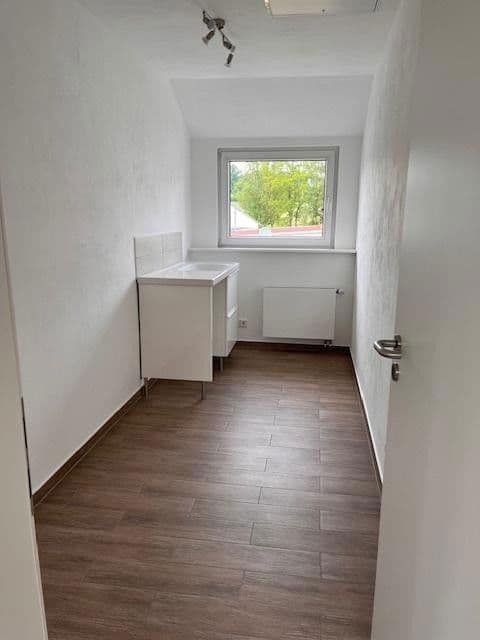 Predaj domu 217 m², pozemek 596 m², Moringen, Dolné Sasko Predaj domu 217 m², pozemek 596 m², Moringen, Dolné Sasko