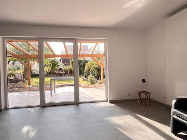 Predaj domu 217 m², pozemek 596 m², Moringen, Dolné Sasko Predaj domu 217 m², pozemek 596 m², Moringen, Dolné Sasko