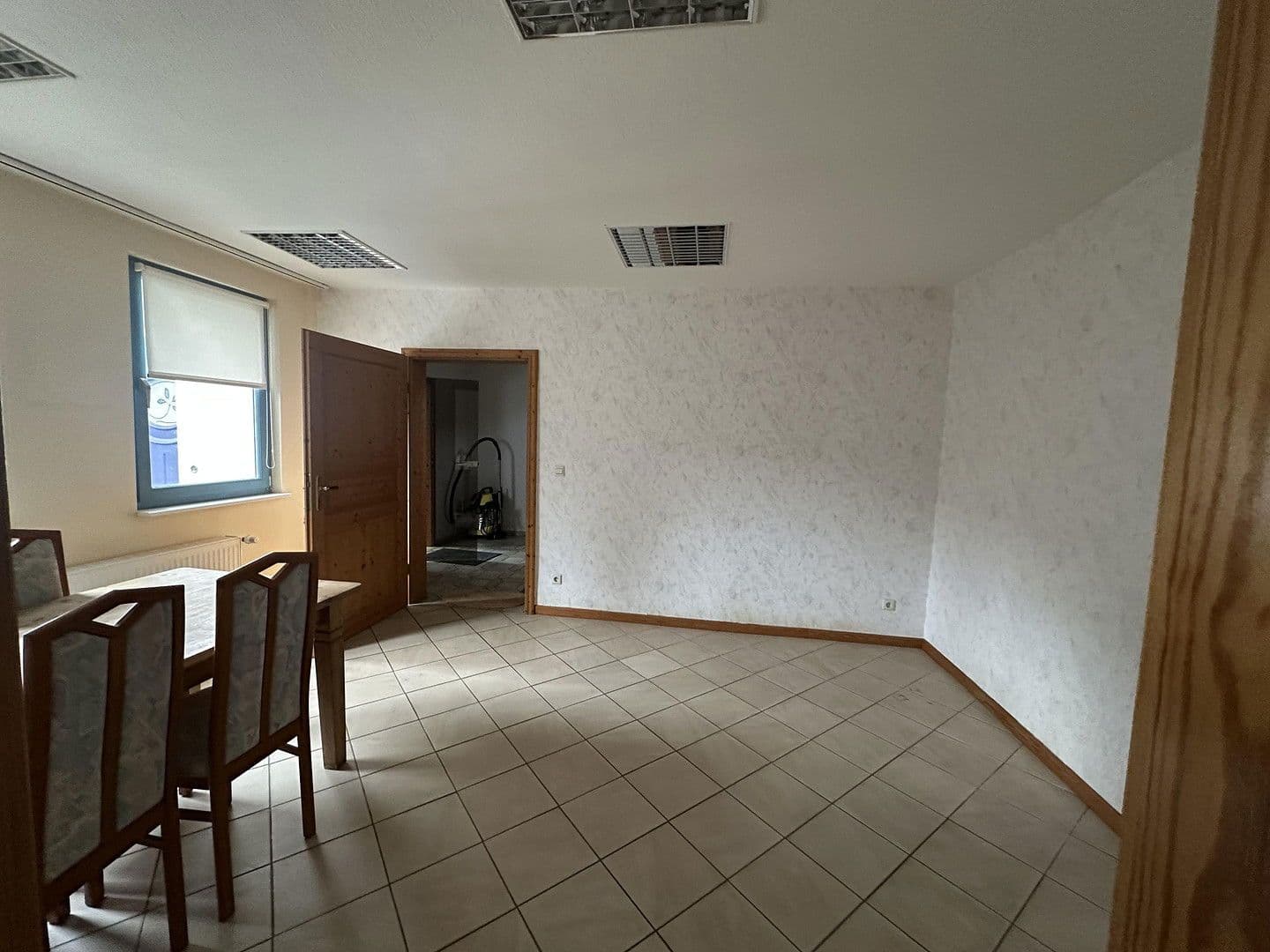 Prenájom domu 220 m², pozemek 1.500 m², Hauptstraße 38, Rom, Meklenbursko-Predpomoransko Prenájom domu 220 m², pozemek 1.500 m², Hauptstraße 38, Rom, Meklenbursko-Predpomoransko