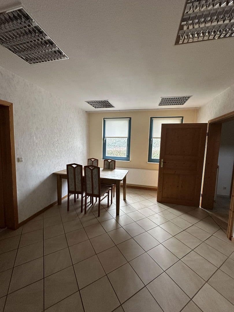 Prenájom domu 220 m², pozemek 1.500 m², Hauptstraße 38, Rom, Meklenbursko-Predpomoransko Prenájom domu 220 m², pozemek 1.500 m², Hauptstraße 38, Rom, Meklenbursko-Predpomoransko