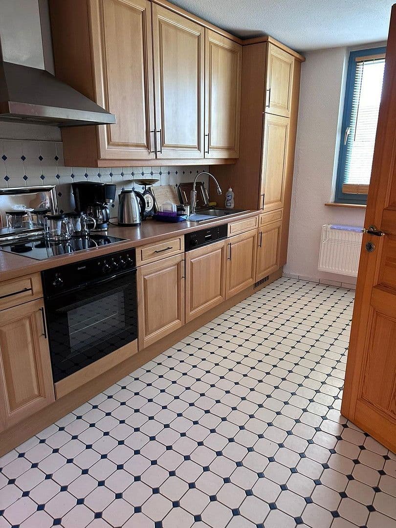 Prenájom domu 220 m², pozemek 1.500 m², Hauptstraße 38, Rom, Meklenbursko-Predpomoransko Prenájom domu 220 m², pozemek 1.500 m², Hauptstraße 38, Rom, Meklenbursko-Predpomoransko