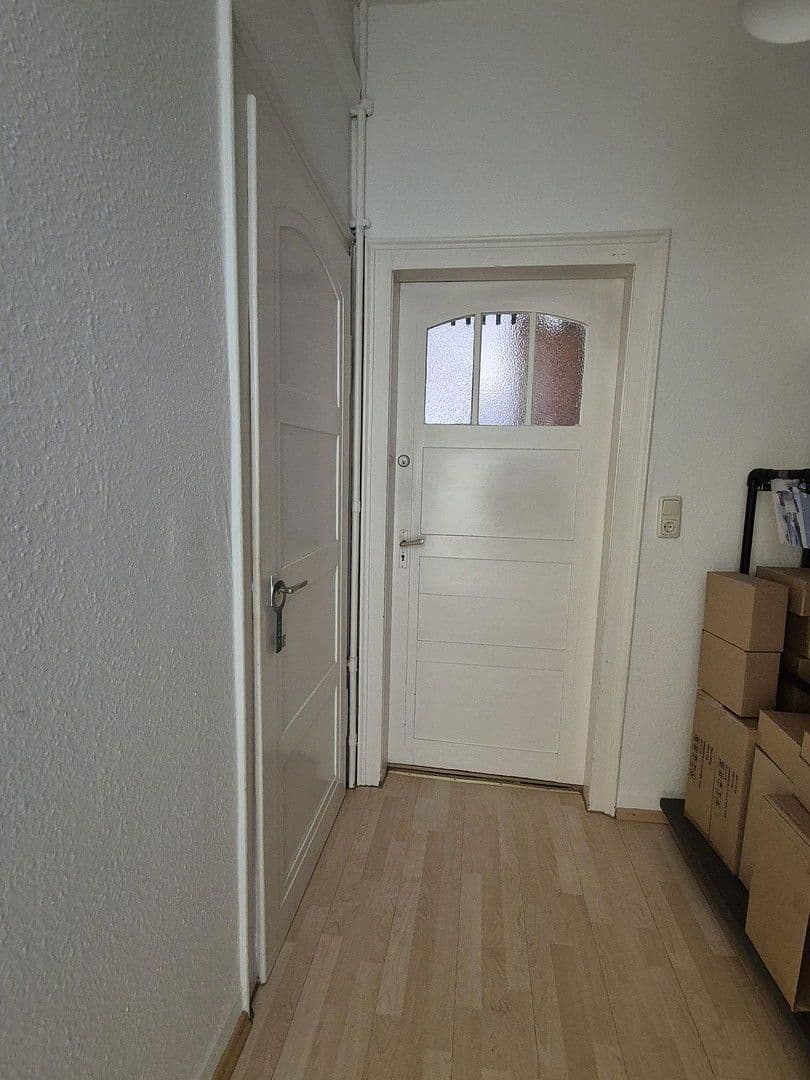Prenájom nebytového priestoru 35 m², Staigerstr. 21, Stuttgart, Bádensko-Wurttembersko Prenájom nebytového priestoru 35 m², Staigerstr. 21, Stuttgart, Bádensko-Wurttembersko
