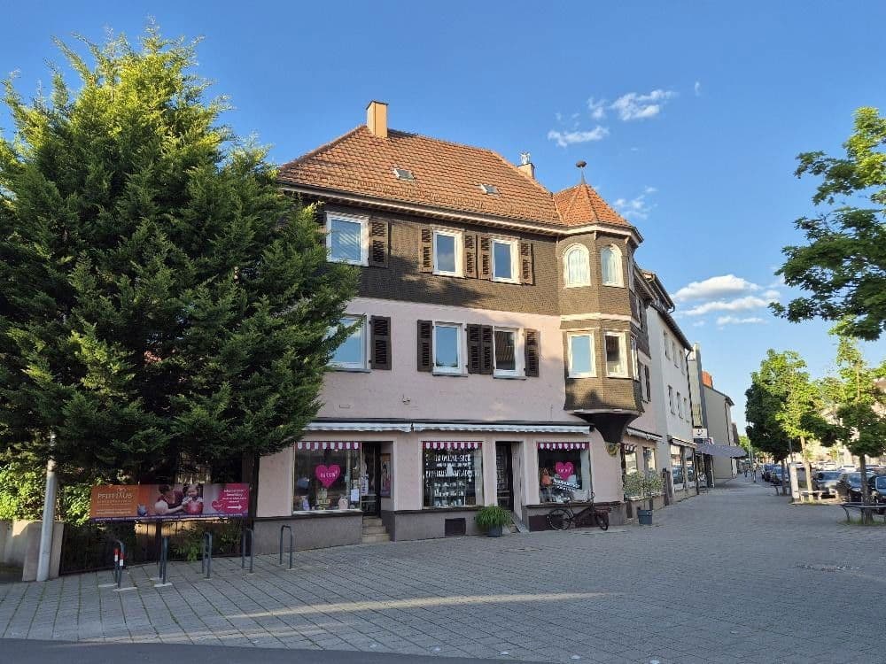 Prenájom nebytového priestoru 35 m², Staigerstr. 21, Stuttgart, Bádensko-Wurttembersko Prenájom nebytového priestoru 35 m², Staigerstr. 21, Stuttgart, Bádensko-Wurttembersko