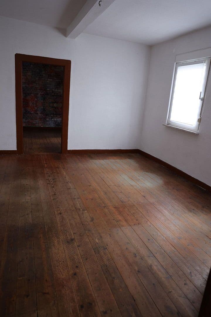 Predaj domu 120 m², pozemek 600 m², Hambrücken, Bádensko-Wurttembersko Predaj domu 120 m², pozemek 600 m², Hambrücken, Bádensko-Wurttembersko