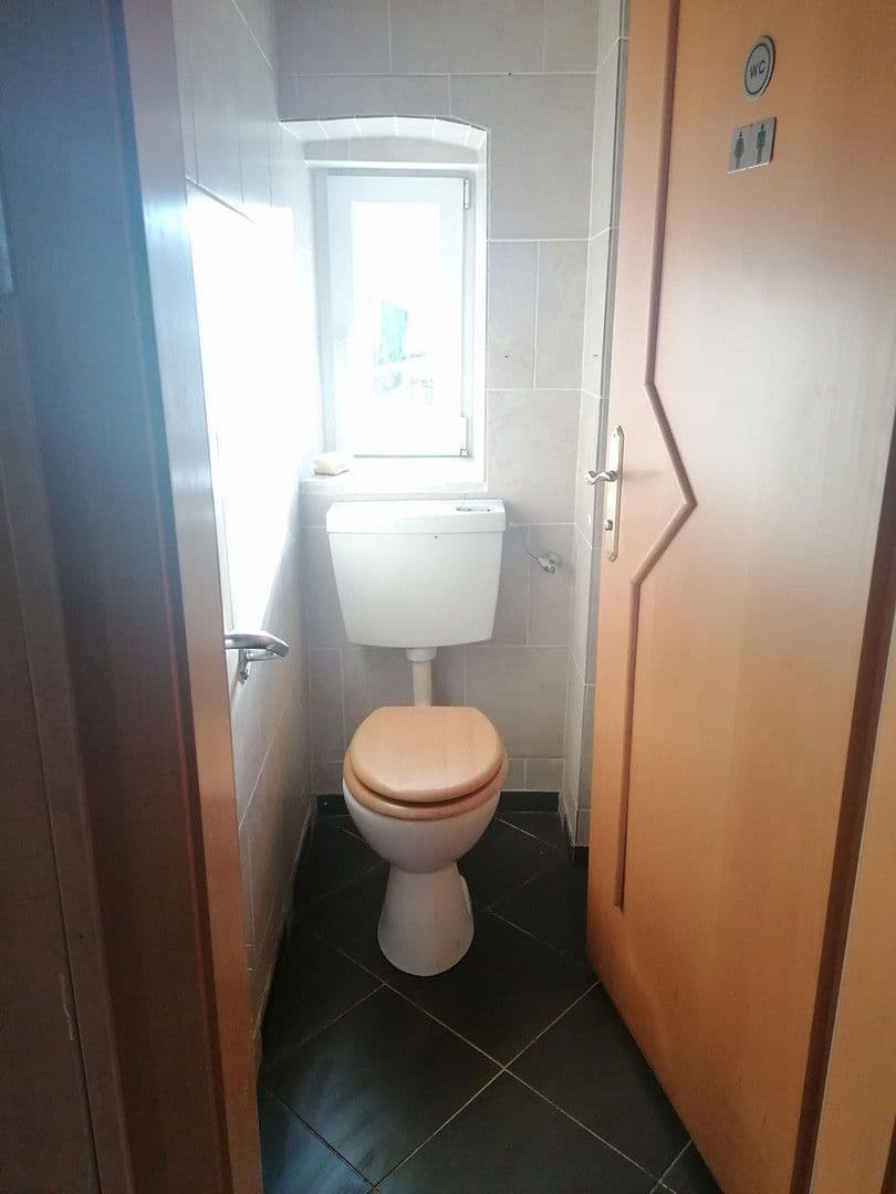 Predaj domu 106 m², pozemek 261 m², Schwaz, Tirolsko Predaj domu 106 m², pozemek 261 m², Schwaz, Tirolsko