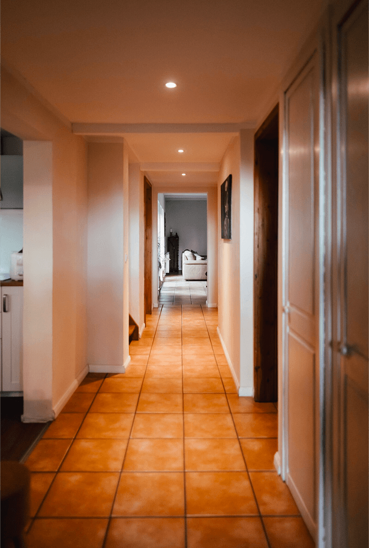 Predaj domu 176 m², pozemek 5.000 m², Schnakenbek, Šlezvicko-Holštajnsko Predaj domu 176 m², pozemek 5.000 m², Schnakenbek, Šlezvicko-Holštajnsko