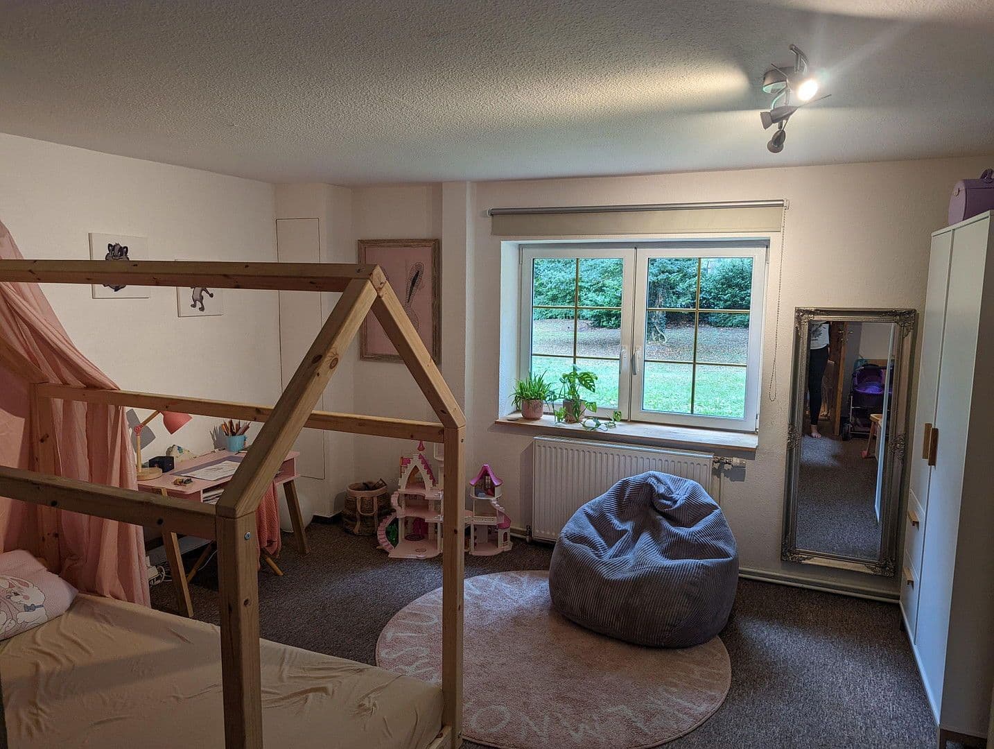 Predaj domu 176 m², pozemek 5.000 m², Schnakenbek, Šlezvicko-Holštajnsko Predaj domu 176 m², pozemek 5.000 m², Schnakenbek, Šlezvicko-Holštajnsko