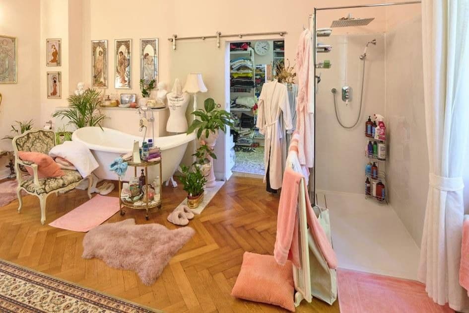 Predaj domu 899 m², pozemek 9.275 m², Hardtstr. 35, Radevormwald, Severné Porýnie - Westfálsko Predaj domu 899 m², pozemek 9.275 m², Hardtstr. 35, Radevormwald, Severné Porýnie - Westfálsko