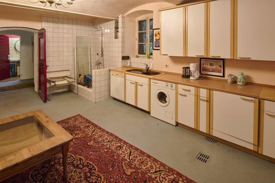 Predaj domu 899 m², pozemek 9.275 m², Hardtstr. 35, Radevormwald, Severné Porýnie - Westfálsko Predaj domu 899 m², pozemek 9.275 m², Hardtstr. 35, Radevormwald, Severné Porýnie - Westfálsko