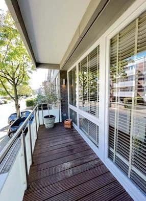 Prenájom bytu 5-izbový 178 m², Düsseldorf, Severné Porýnie - Westfálsko Prenájom bytu 5-izbový 178 m², Düsseldorf, Severné Porýnie - Westfálsko