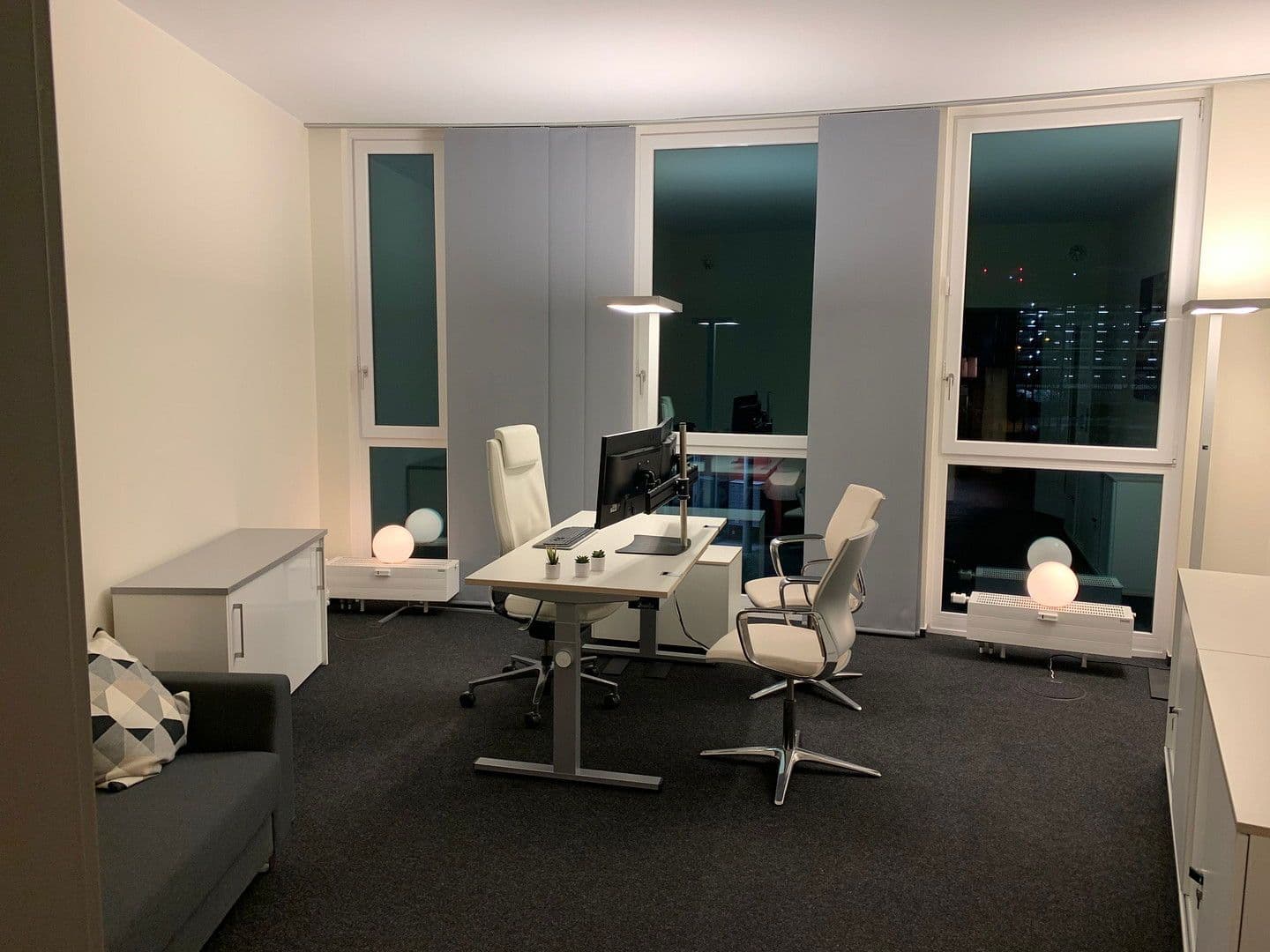 Prenájom kancelárie 275 m², Südportal 3, Norderstedt, Šlezvicko-Holštajnsko Prenájom kancelárie 275 m², Südportal 3, Norderstedt, Šlezvicko-Holštajnsko