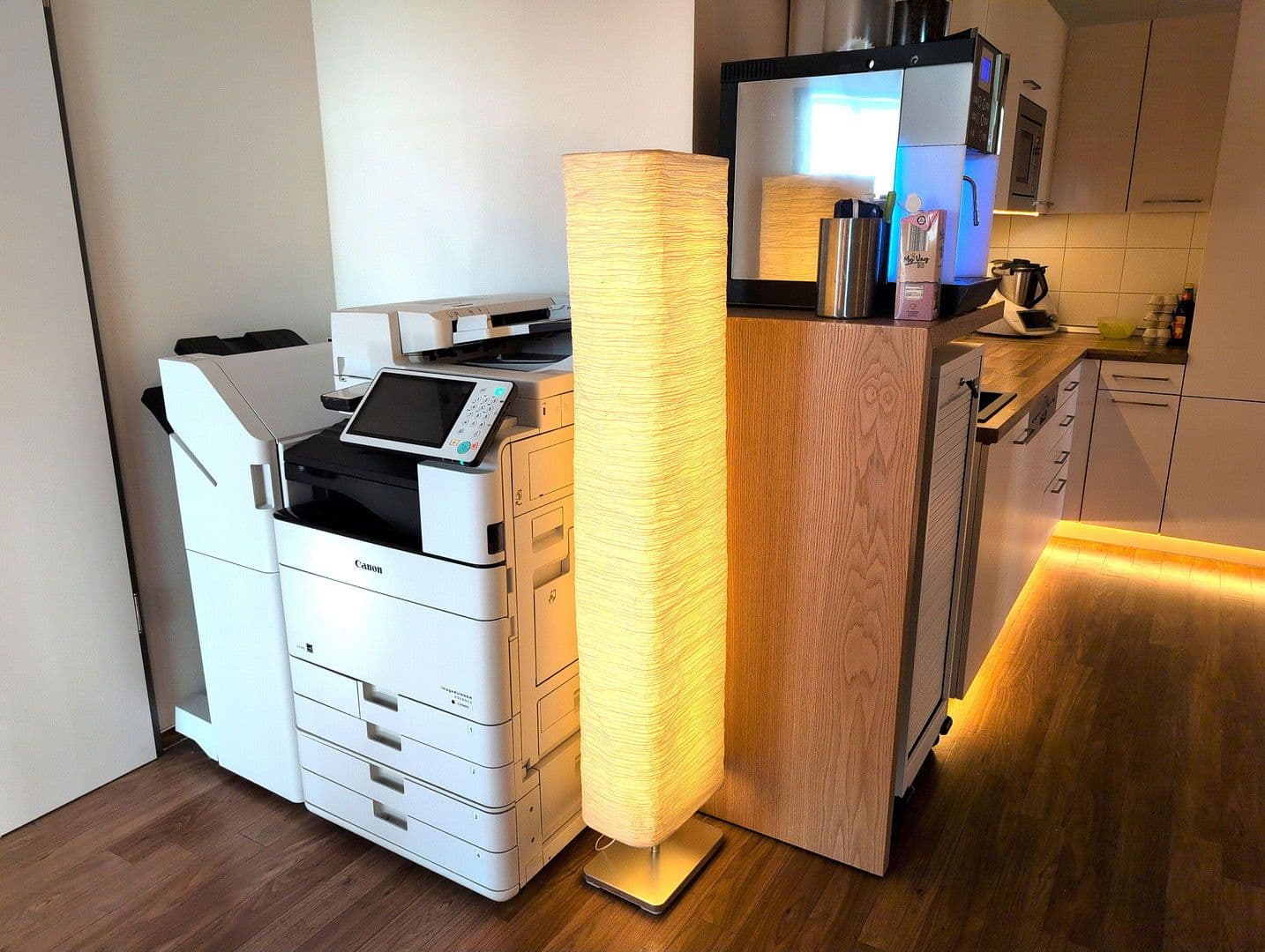 Prenájom kancelárie 275 m², Südportal 3, Norderstedt, Šlezvicko-Holštajnsko Prenájom kancelárie 275 m², Südportal 3, Norderstedt, Šlezvicko-Holštajnsko