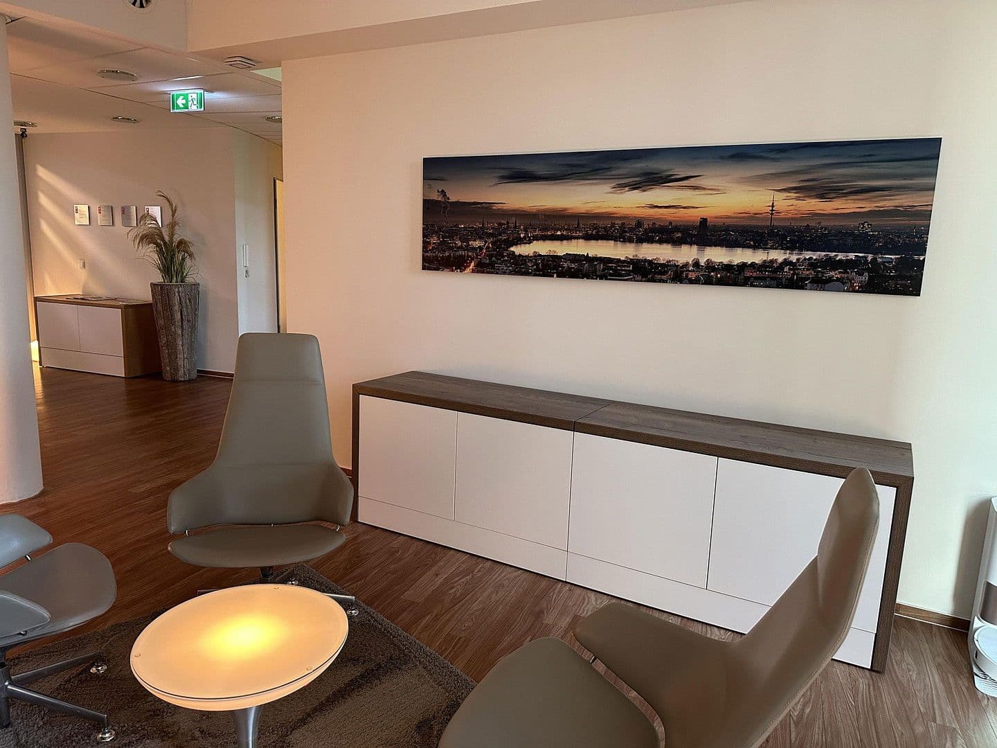 Prenájom kancelárie 275 m², Südportal 3, Norderstedt, Šlezvicko-Holštajnsko Prenájom kancelárie 275 m², Südportal 3, Norderstedt, Šlezvicko-Holštajnsko