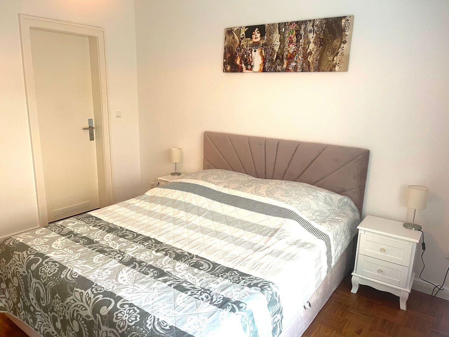 Prenájom bytu 3-izbový 93 m², Jahnring, Hamburg, Hamburg Prenájom bytu 3-izbový 93 m², Jahnring, Hamburg, Hamburg