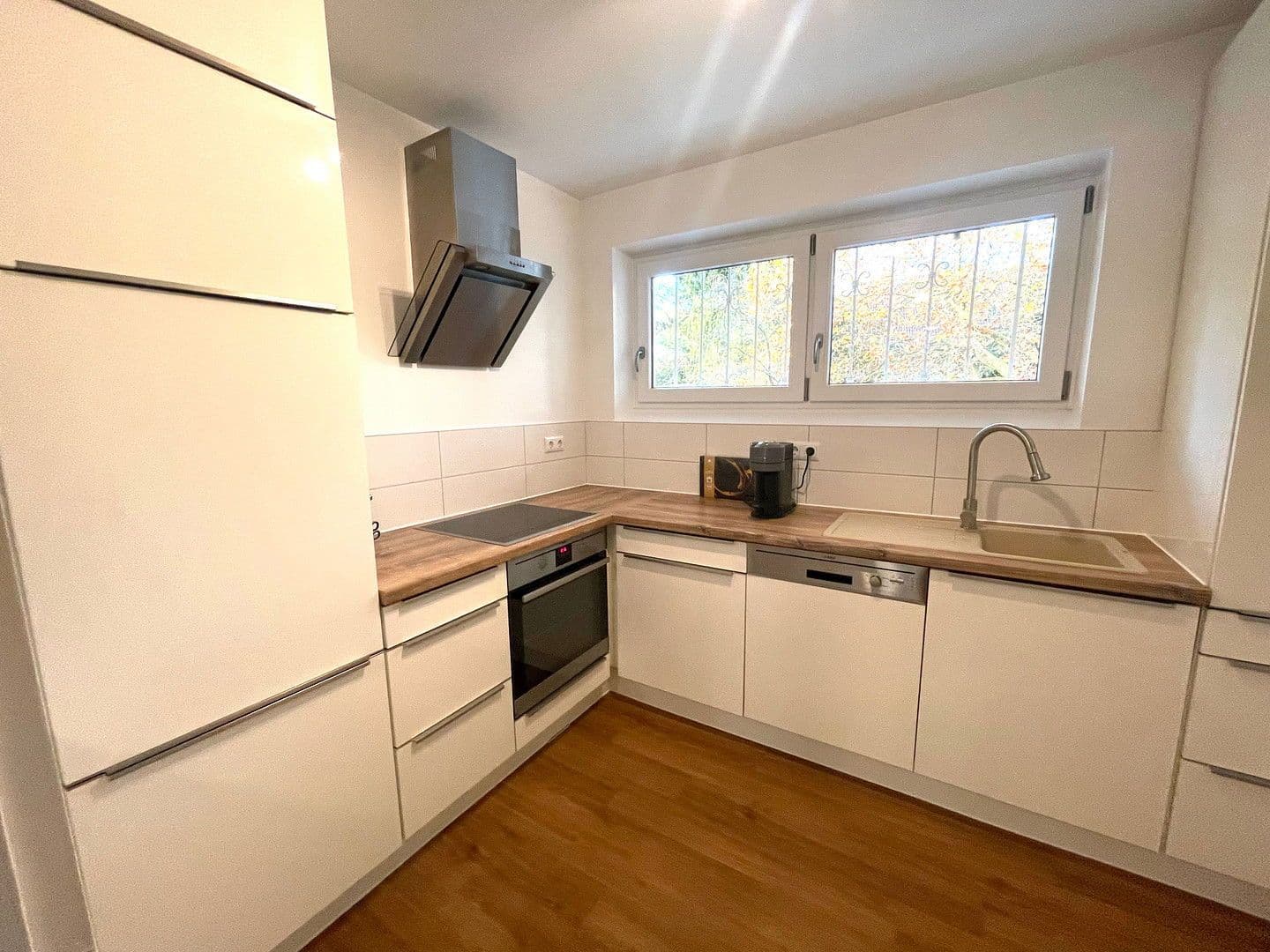 Prenájom bytu 3-izbový 93 m², Jahnring, Hamburg, Hamburg Prenájom bytu 3-izbový 93 m², Jahnring, Hamburg, Hamburg