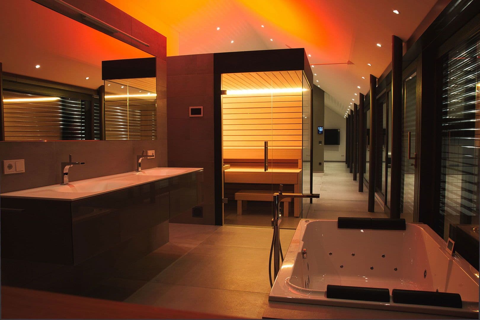 Predaj domu 297 m², pozemek 620 m², Neustadt an der Weinstraße, Ortsteil Hambach, Porýnie-Falcko Predaj domu 297 m², pozemek 620 m², Neustadt an der Weinstraße, Ortsteil Hambach, Porýnie-Falcko