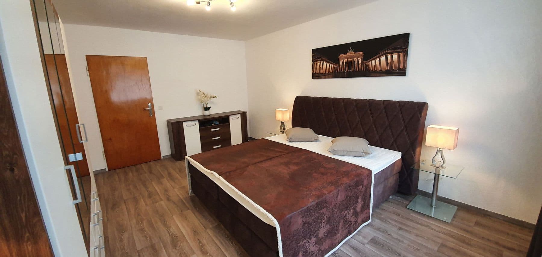 Prenájom bytu 3-izbový 73 m², Mannheim - Innenstadt, Bádensko-Wurttembersko Prenájom bytu 3-izbový 73 m², Mannheim - Innenstadt, Bádensko-Wurttembersko