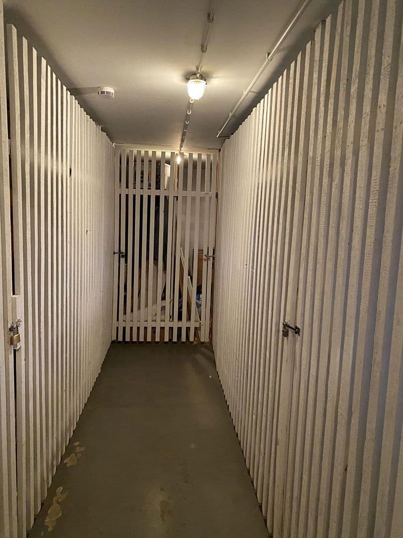 Prenájom bytu 3-izbový 96 m², Virchowstrasse 17, Siegen, Severné Porýnie - Westfálsko Prenájom bytu 3-izbový 96 m², Virchowstrasse 17, Siegen, Severné Porýnie - Westfálsko