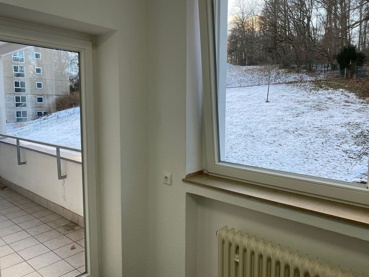 Prenájom bytu 3-izbový 96 m², Virchowstrasse 17, Siegen, Severné Porýnie - Westfálsko Prenájom bytu 3-izbový 96 m², Virchowstrasse 17, Siegen, Severné Porýnie - Westfálsko