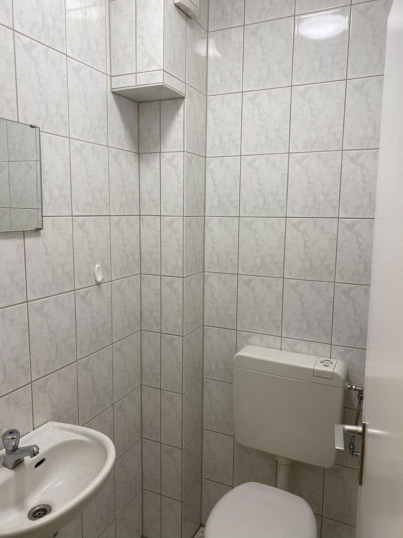 Prenájom bytu 3-izbový 96 m², Virchowstrasse 17, Siegen, Severné Porýnie - Westfálsko Prenájom bytu 3-izbový 96 m², Virchowstrasse 17, Siegen, Severné Porýnie - Westfálsko