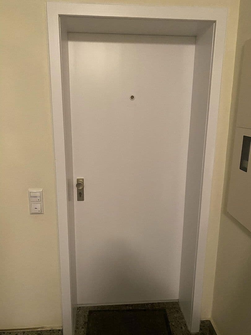 Prenájom bytu 3-izbový 96 m², Virchowstrasse 17, Siegen, Severné Porýnie - Westfálsko Prenájom bytu 3-izbový 96 m², Virchowstrasse 17, Siegen, Severné Porýnie - Westfálsko