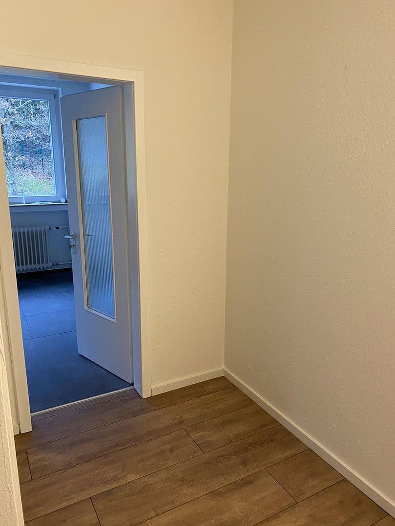 Prenájom bytu 3-izbový 96 m², Virchowstrasse 17, Siegen, Severné Porýnie - Westfálsko Prenájom bytu 3-izbový 96 m², Virchowstrasse 17, Siegen, Severné Porýnie - Westfálsko