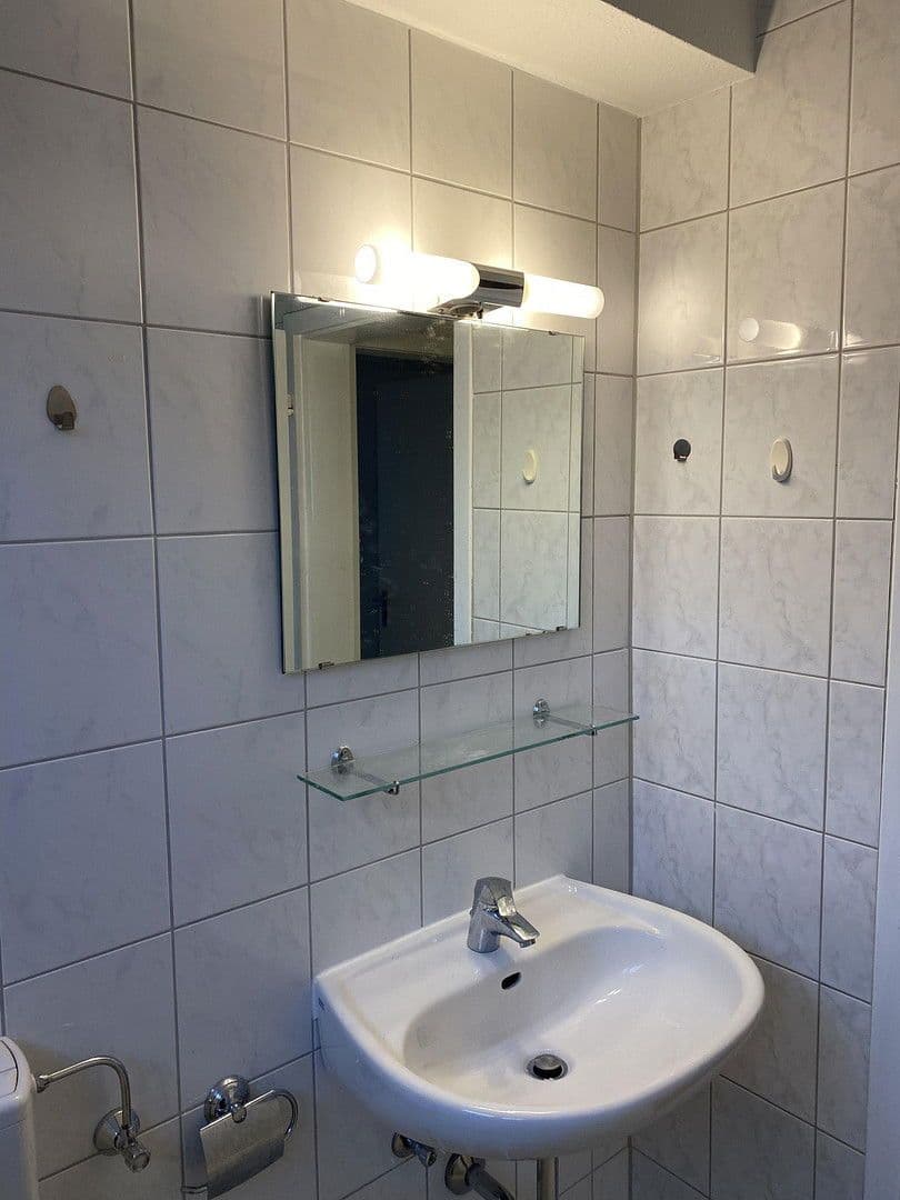 Prenájom bytu 3-izbový 96 m², Virchowstrasse 17, Siegen, Severné Porýnie - Westfálsko Prenájom bytu 3-izbový 96 m², Virchowstrasse 17, Siegen, Severné Porýnie - Westfálsko