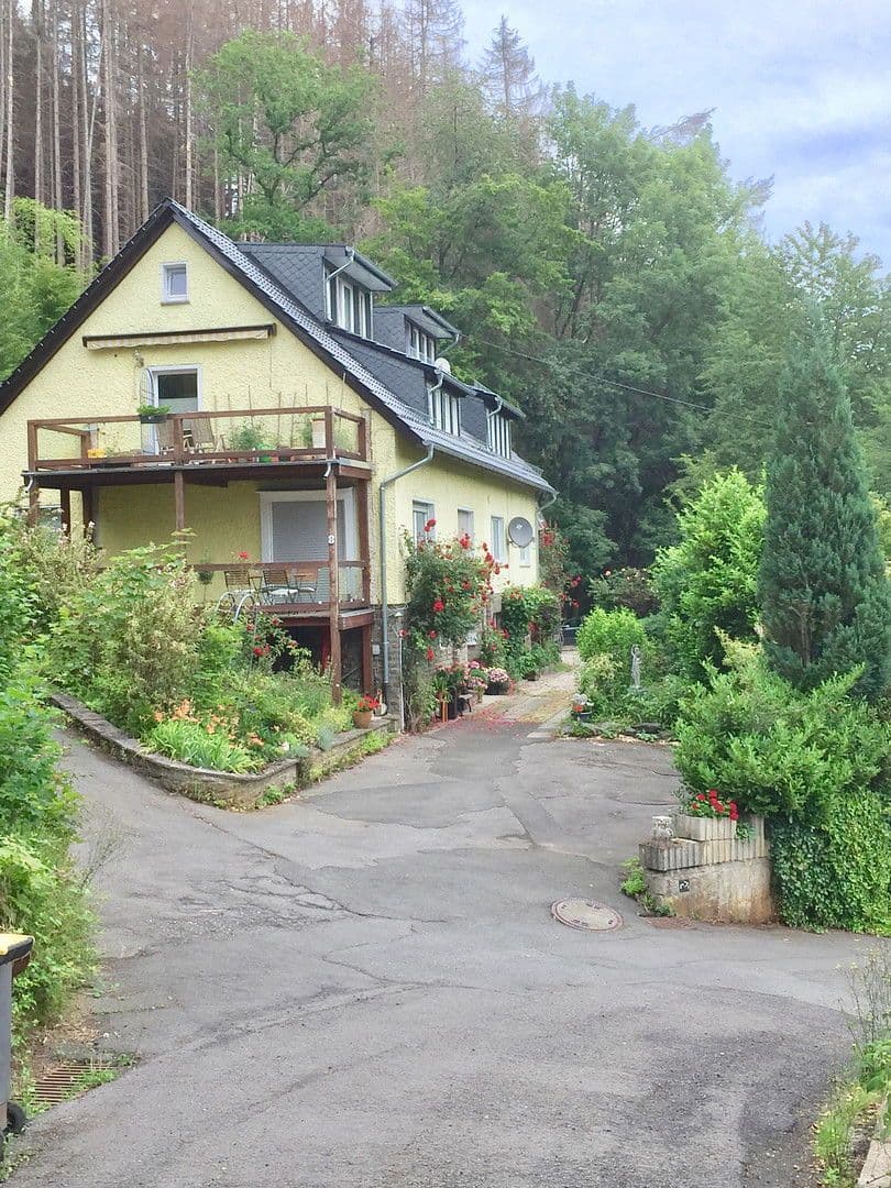 Prenájom bytu 3-izbový 83 m², Kapellenweg 8a, Engelskirchen, Severné Porýnie - Westfálsko Prenájom bytu 3-izbový 83 m², Kapellenweg 8a, Engelskirchen, Severné Porýnie - Westfálsko