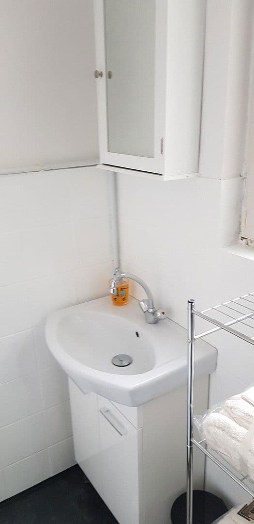 Prenájom bytu 2-izbový 64 m², Kaiserstr., Leimen, Bádensko-Wurttembersko Prenájom bytu 2-izbový 64 m², Kaiserstr., Leimen, Bádensko-Wurttembersko