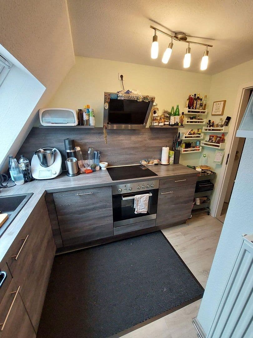 Prenájom bytu 3-izbový 52 m², Düstergasse, Remscheid, Severné Porýnie - Westfálsko Prenájom bytu 3-izbový 52 m², Düstergasse, Remscheid, Severné Porýnie - Westfálsko