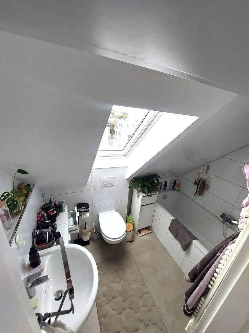 Prenájom bytu 3-izbový 52 m², Düstergasse, Remscheid, Severné Porýnie - Westfálsko Prenájom bytu 3-izbový 52 m², Düstergasse, Remscheid, Severné Porýnie - Westfálsko