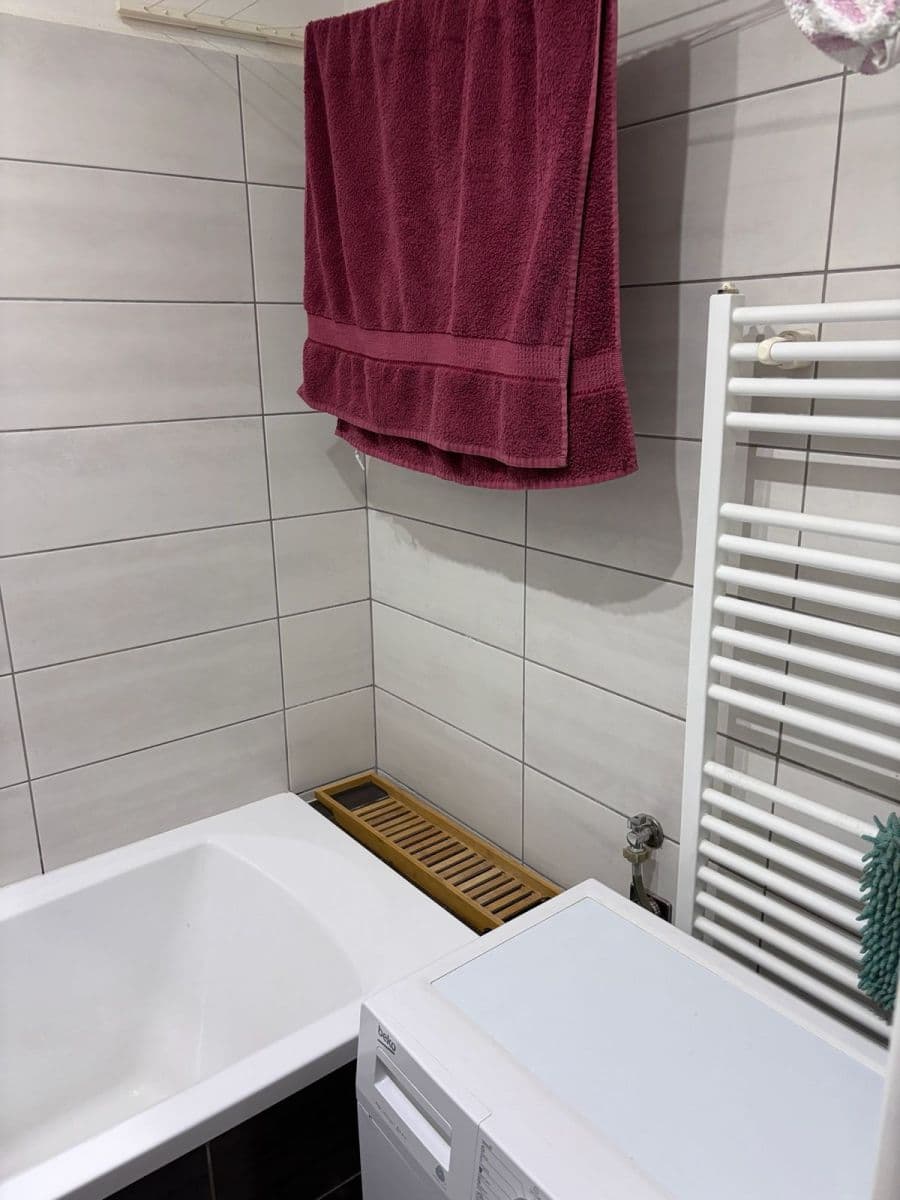 Prenájom bytu 2-izbový 55 m², S. K. Neumanna, Příbram, Středočeský kraj Prenájom bytu 2-izbový 55 m², S. K. Neumanna, Příbram, Středočeský kraj