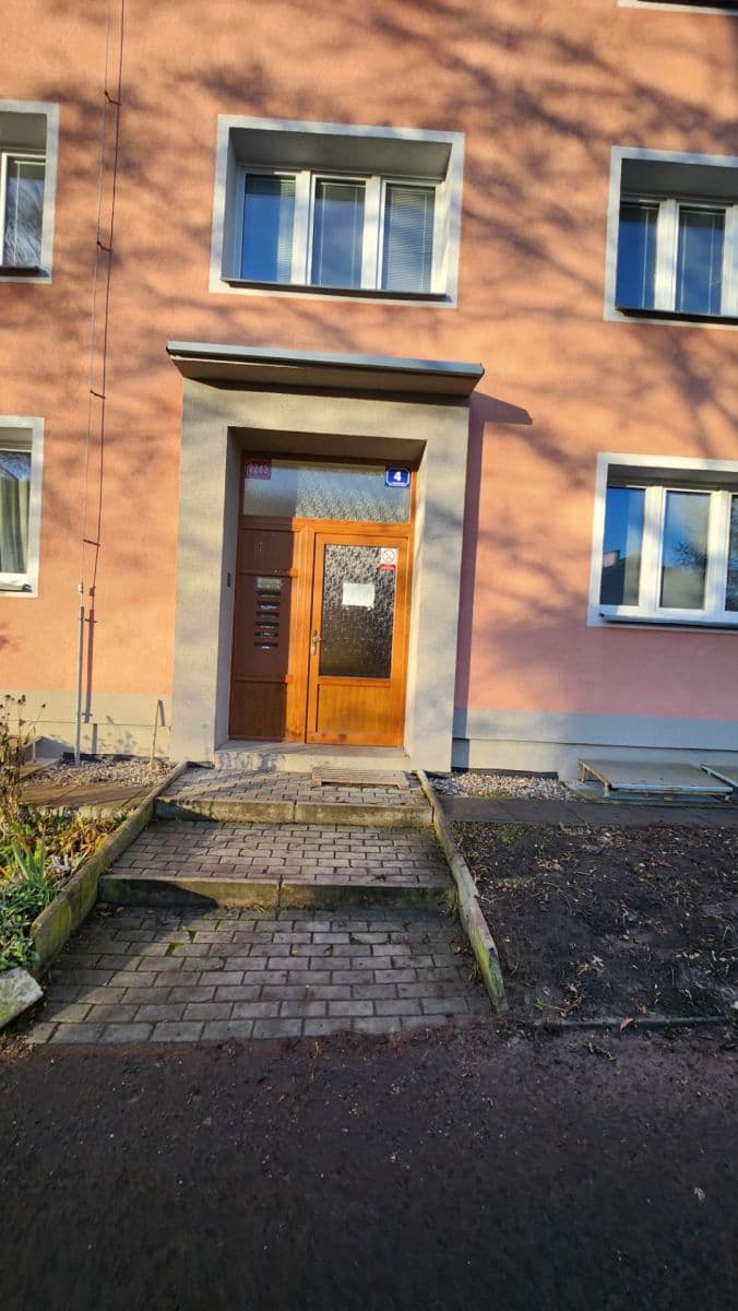 Predaj bytu 2-izbový 56 m², Ivana Olbrachta, Ústí nad Labem, Ústecký kraj Predaj bytu 2-izbový 56 m², Ivana Olbrachta, Ústí nad Labem, Ústecký kraj