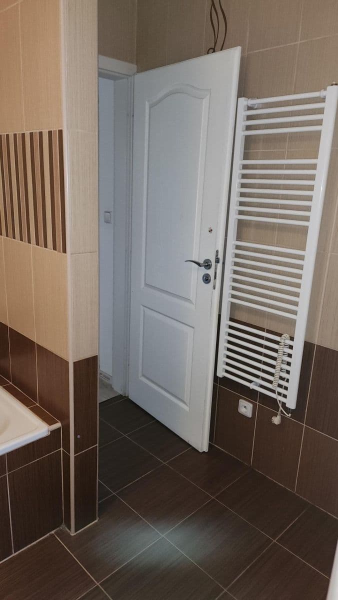 Predaj bytu 2-izbový 56 m², Ivana Olbrachta, Ústí nad Labem, Ústecký kraj Predaj bytu 2-izbový 56 m², Ivana Olbrachta, Ústí nad Labem, Ústecký kraj