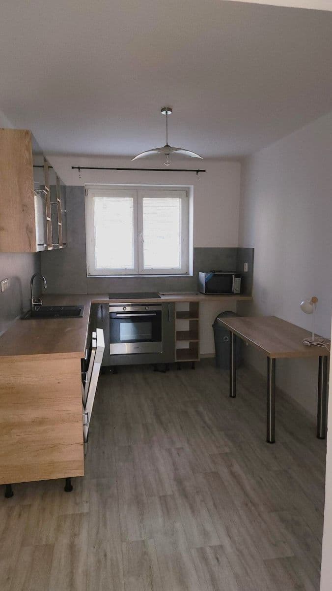 Predaj bytu 2-izbový 56 m², Ivana Olbrachta, Ústí nad Labem, Ústecký kraj Predaj bytu 2-izbový 56 m², Ivana Olbrachta, Ústí nad Labem, Ústecký kraj
