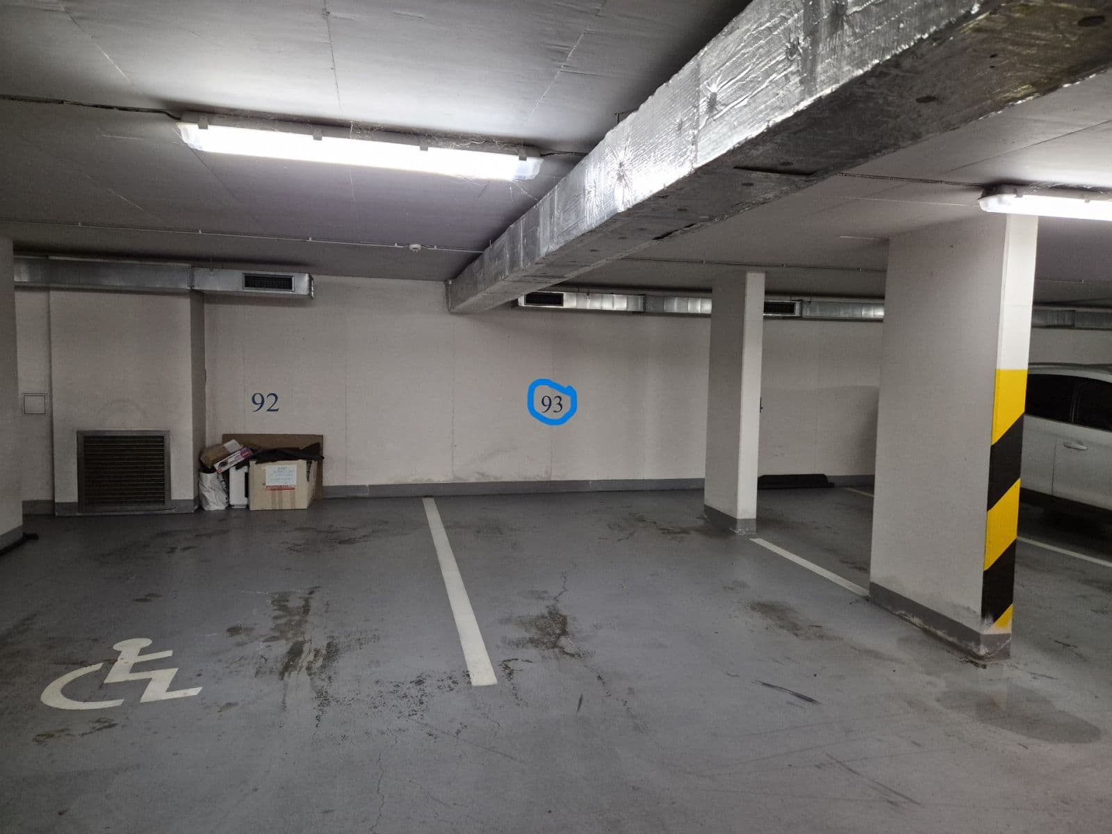 Prenájom garáže 17 m², Bratislavská, Praha, Praha Prenájom garáže 17 m², Bratislavská, Praha, Praha