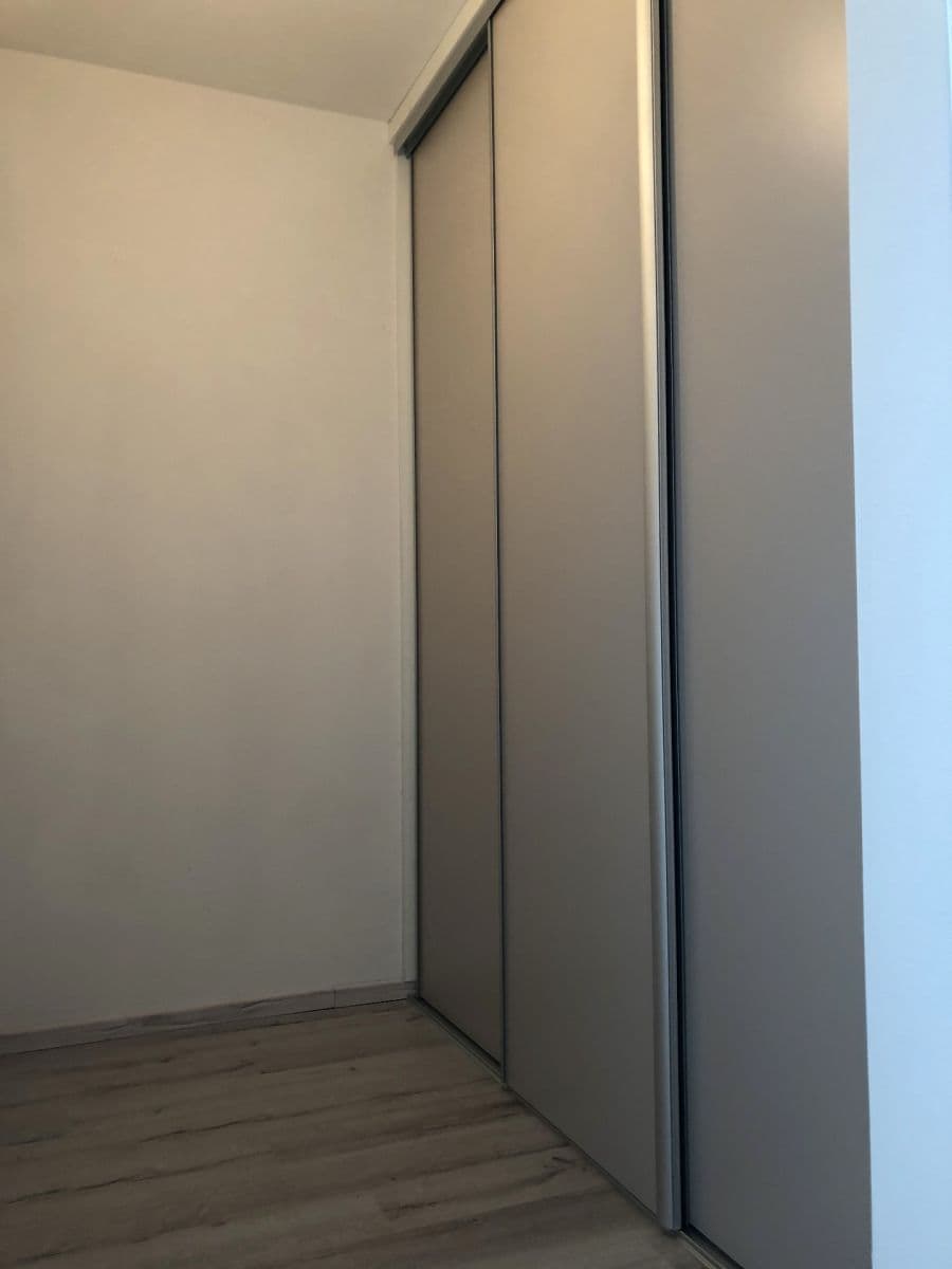 Prenájom bytu 1-izbový 39 m², Papírnická, Plzeň, Plzeňský kraj Prenájom bytu 1-izbový 39 m², Papírnická, Plzeň, Plzeňský kraj