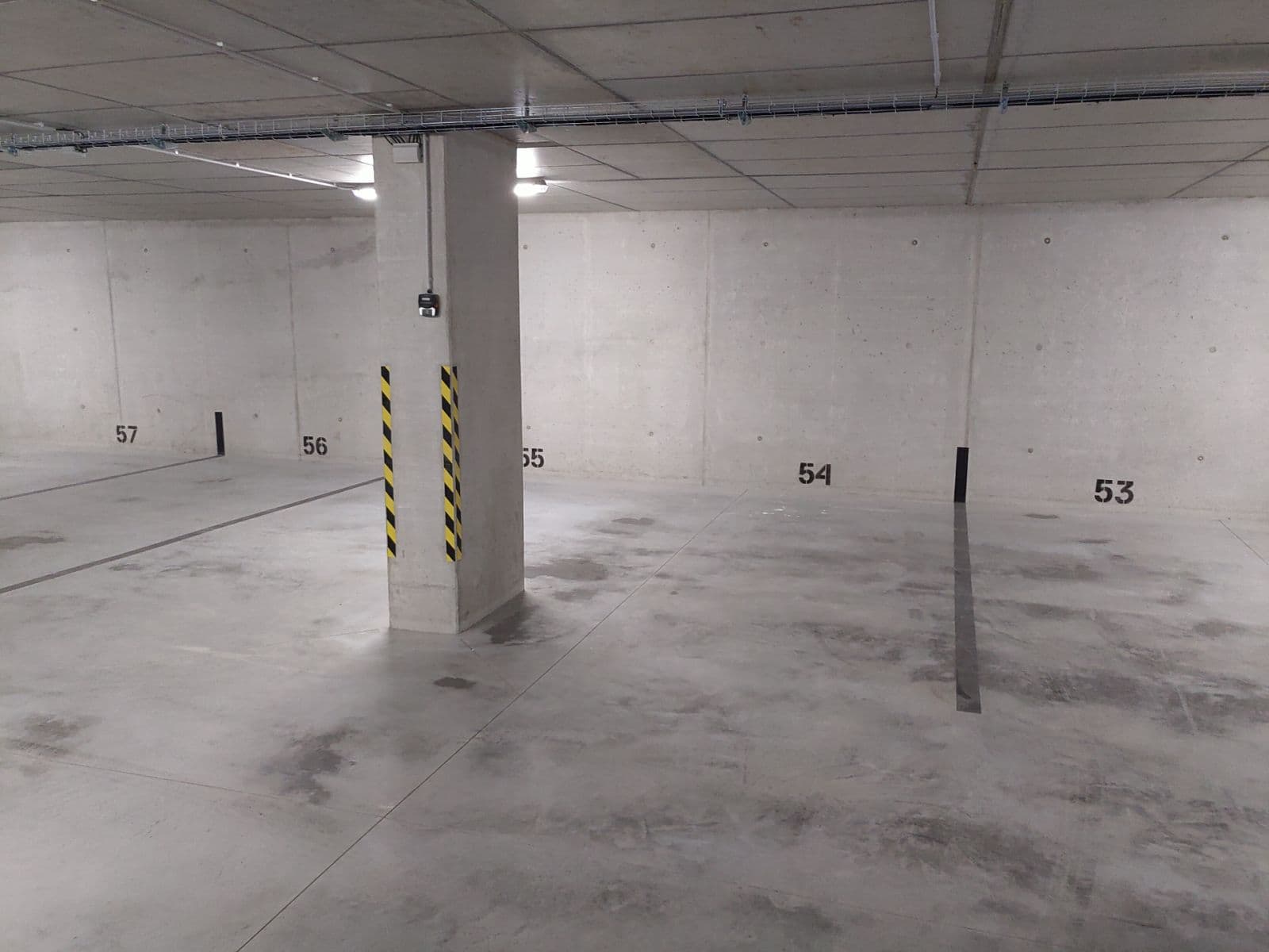 Prenájom bytu 1-izbový 39 m², Papírnická, Plzeň, Plzeňský kraj Prenájom bytu 1-izbový 39 m², Papírnická, Plzeň, Plzeňský kraj