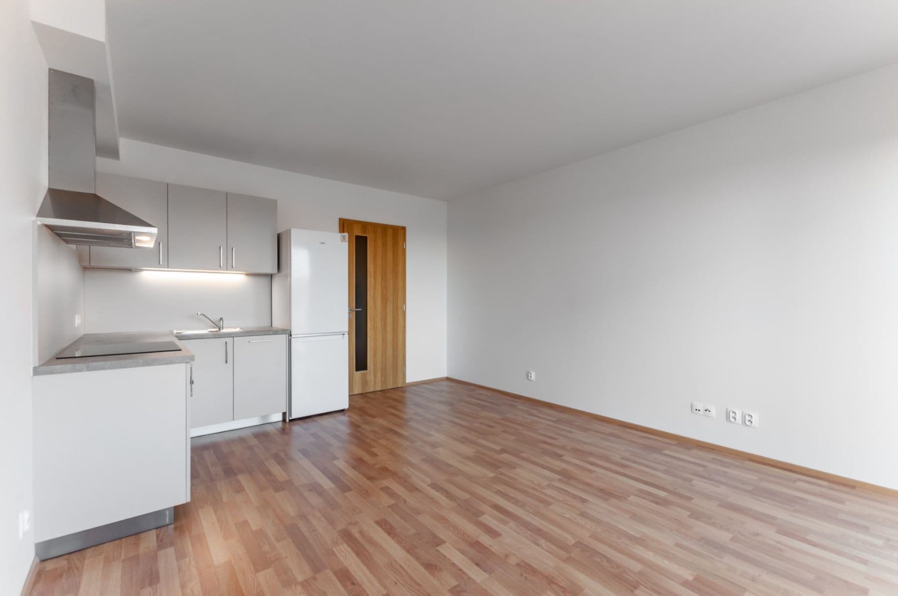 Prenájom bytu 1-izbový 34 m², Moravcových, Praha, Praha Prenájom bytu 1-izbový 34 m², Moravcových, Praha, Praha