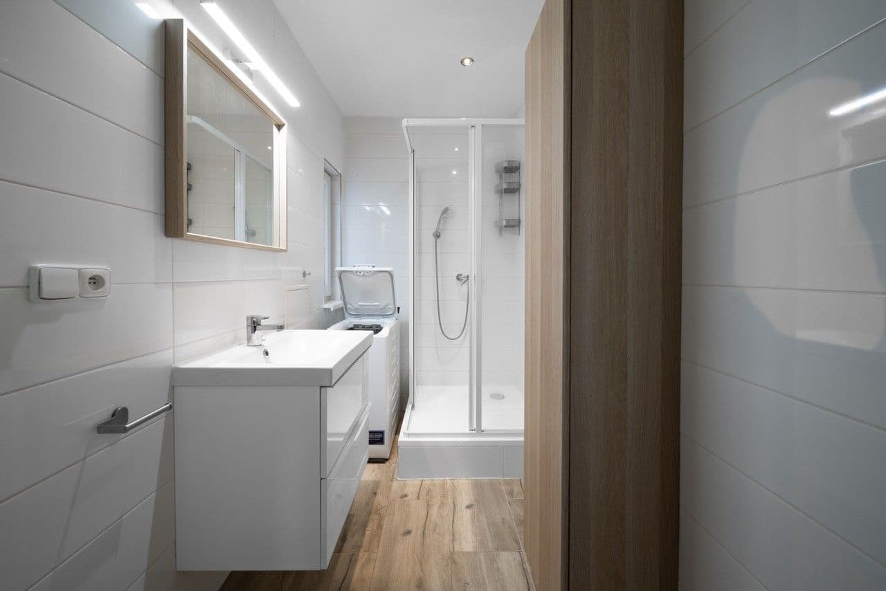 Prenájom bytu 3-izbový 70 m², U Stadiónu, Ústí nad Labem, Ústecký kraj Prenájom bytu 3-izbový 70 m², U Stadiónu, Ústí nad Labem, Ústecký kraj