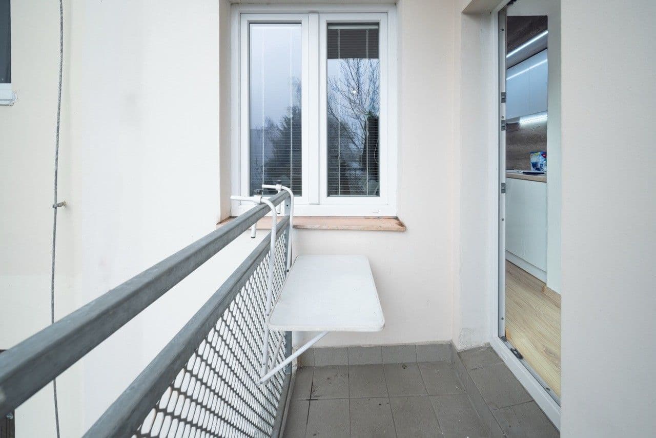 Prenájom bytu 3-izbový 70 m², U Stadiónu, Ústí nad Labem, Ústecký kraj Prenájom bytu 3-izbový 70 m², U Stadiónu, Ústí nad Labem, Ústecký kraj