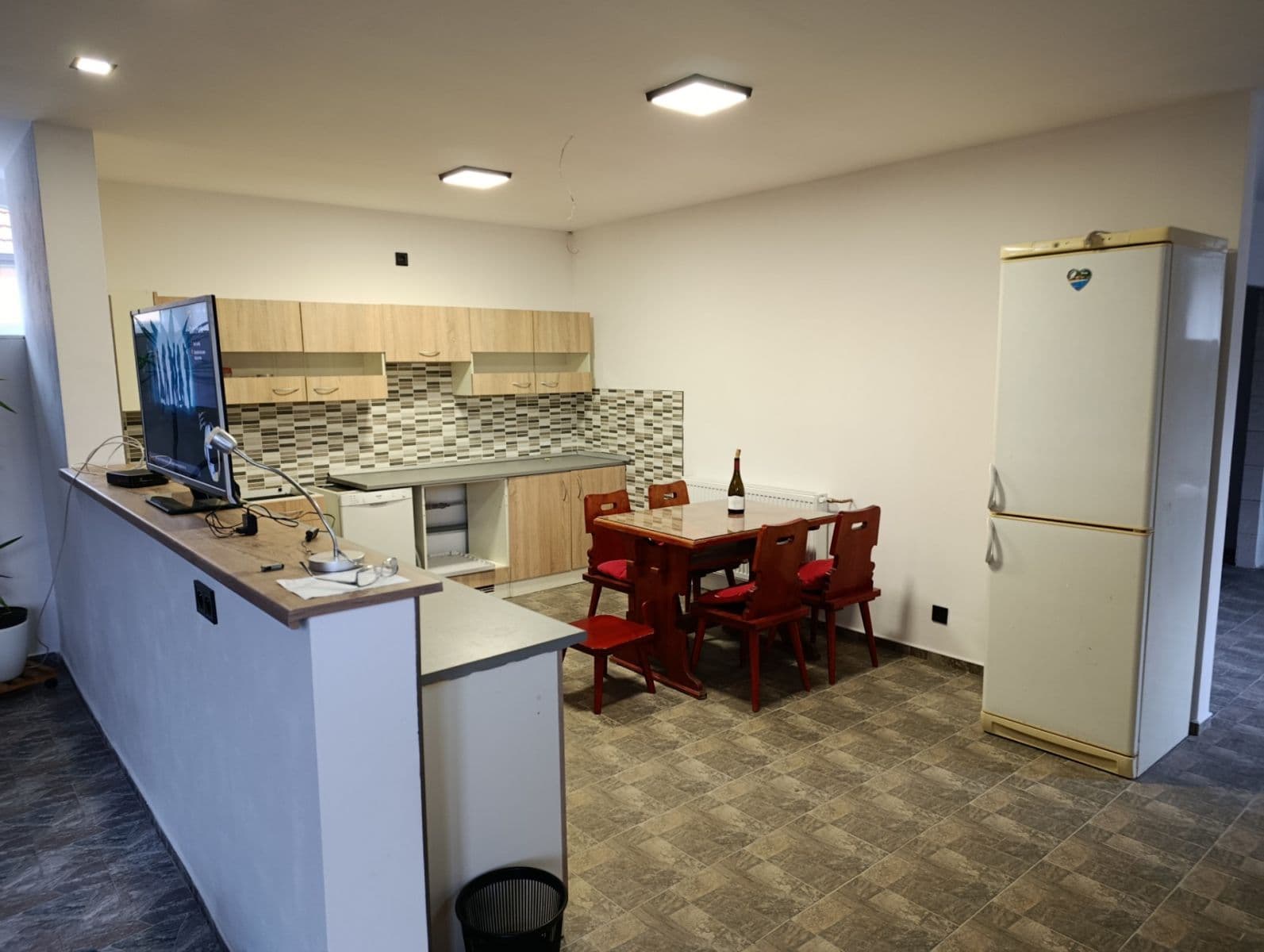 Prenájom bytu 4-izbový 120 m², Plchov, Středočeský kraj Prenájom bytu 4-izbový 120 m², Plchov, Středočeský kraj