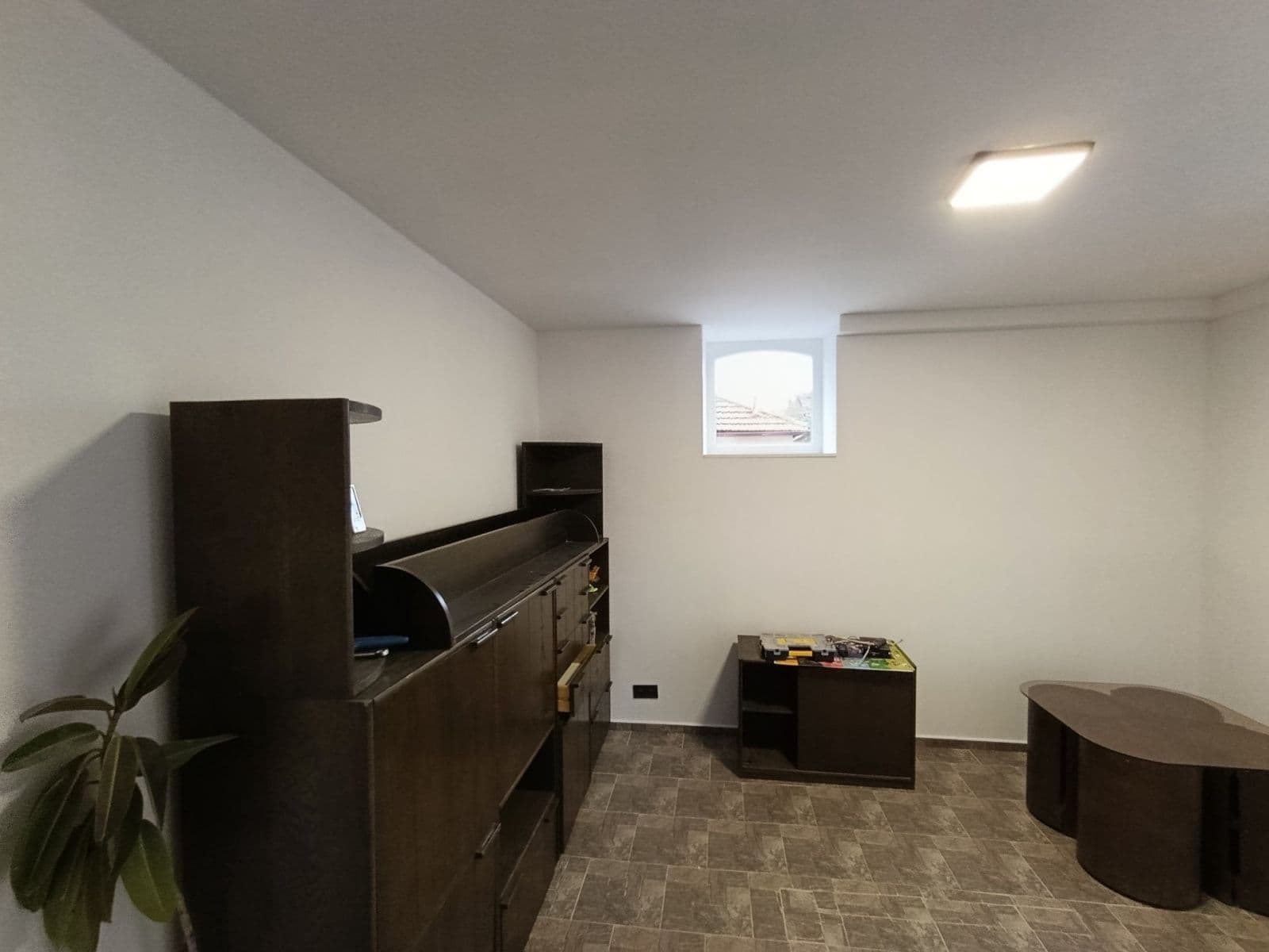 Prenájom bytu 4-izbový 120 m², Plchov, Středočeský kraj Prenájom bytu 4-izbový 120 m², Plchov, Středočeský kraj