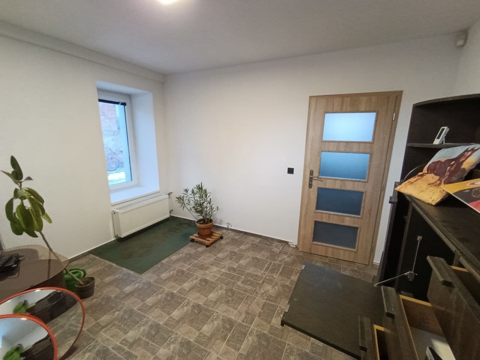 Prenájom bytu 4-izbový 120 m², Plchov, Středočeský kraj Prenájom bytu 4-izbový 120 m², Plchov, Středočeský kraj