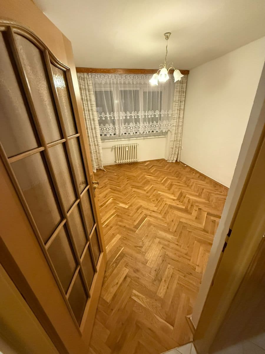 Predaj bytu 3-izbový 71 m², V Sadě, Vlašim, Středočeský kraj Predaj bytu 3-izbový 71 m², V Sadě, Vlašim, Středočeský kraj