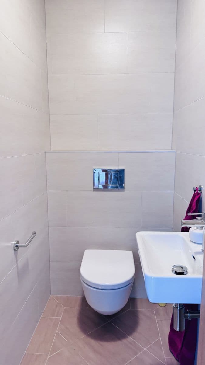 Prenájom bytu 3-izbový 64 m², Rudolfa Mocka, Karlova Ves, Bratislavský kraj Prenájom bytu 3-izbový 64 m², Rudolfa Mocka, Karlova Ves, Bratislavský kraj