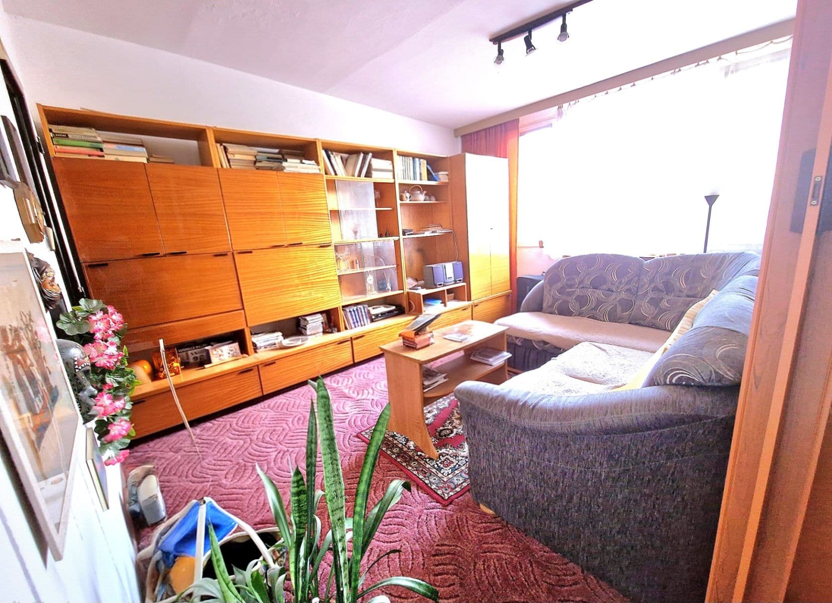 Prenájom bytu 2-izbový 43 m², Pod Homolkou, Beroun, Středočeský kraj Prenájom bytu 2-izbový 43 m², Pod Homolkou, Beroun, Středočeský kraj