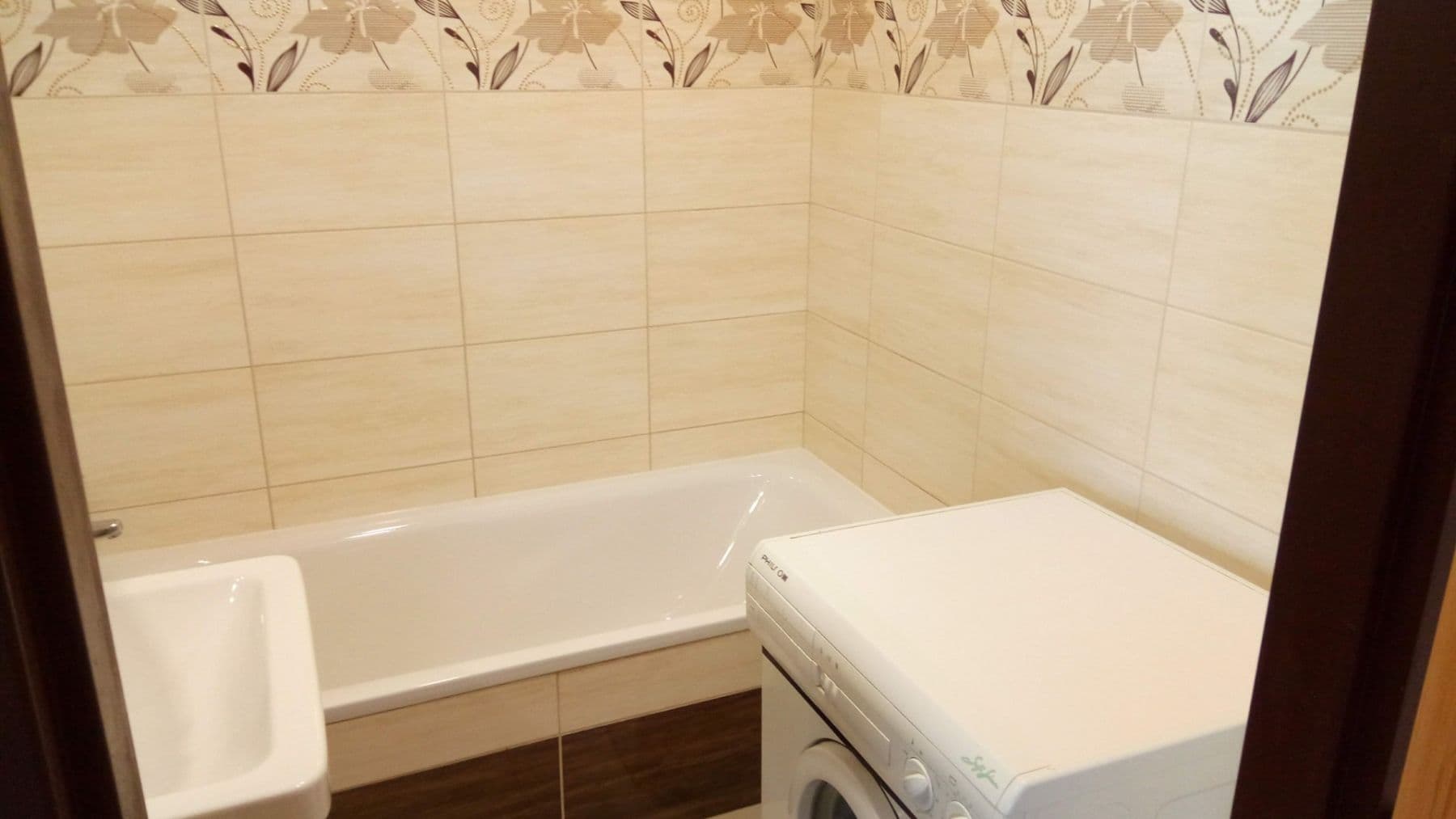 Predaj bytu 3-izbový 78 m², 1. máje, Orlová, Moravskoslezský kraj Predaj bytu 3-izbový 78 m², 1. máje, Orlová, Moravskoslezský kraj